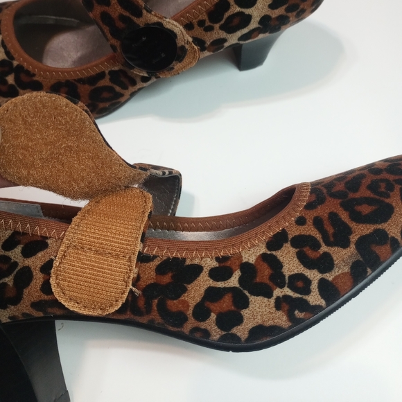 Array Suede Leopard Mary Jane Pumps SZ 7.5M - Picture 5 of 10